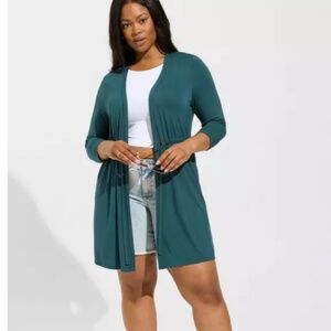 Green hooded anorak overpiece